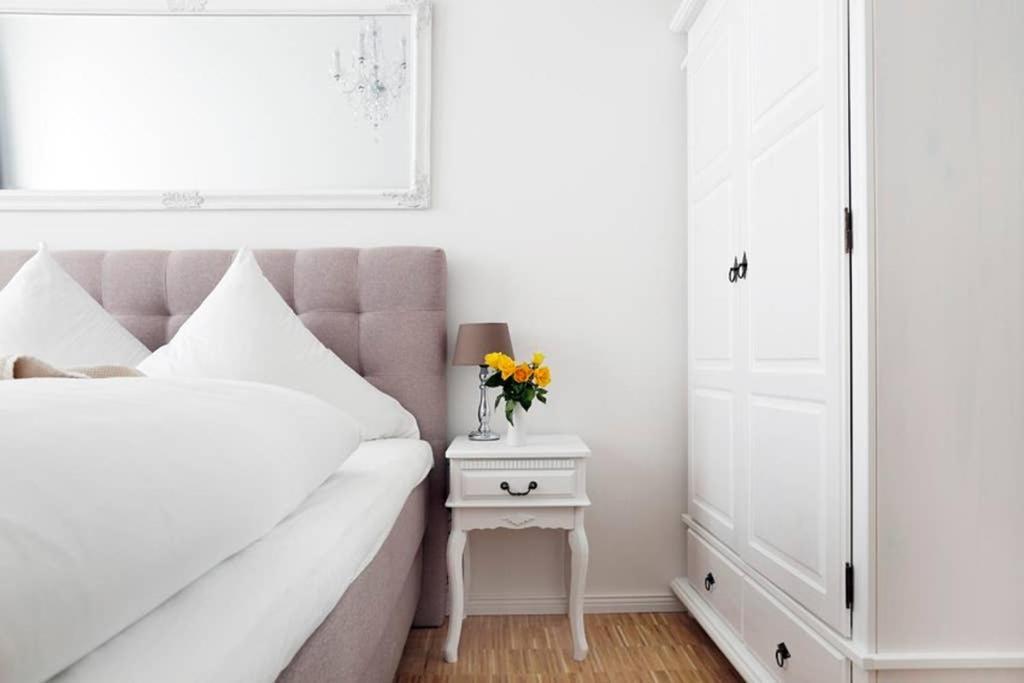 Sc 06 By Rockchair Apartments L Superhost Status L 4 Bedrooms Boxspringbeds 2 Bathrooms Balcony Elevator - Cozy Family & Business Flair Welcomes You! Berlin Zewnętrze zdjęcie