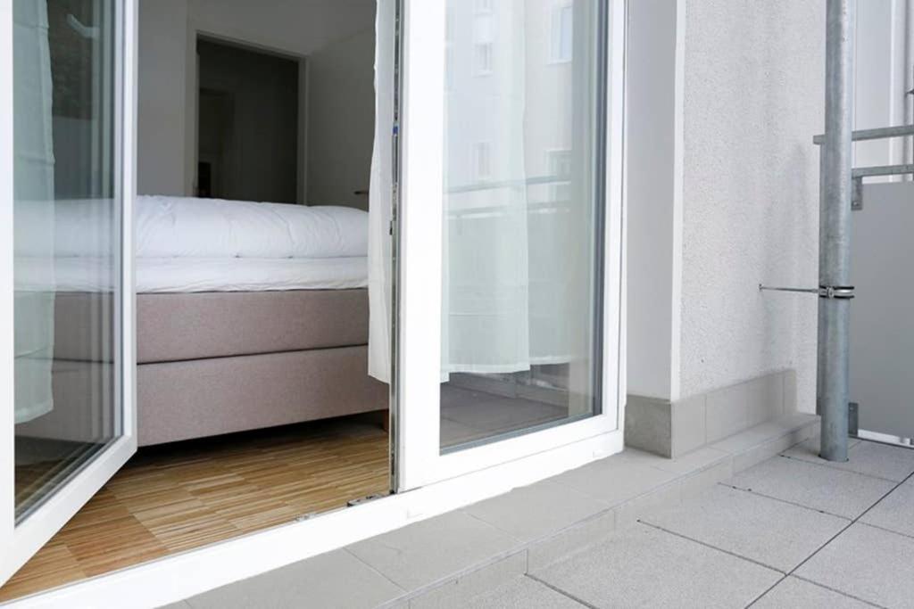 Sc 06 By Rockchair Apartments L Superhost Status L 4 Bedrooms Boxspringbeds 2 Bathrooms Balcony Elevator - Cozy Family & Business Flair Welcomes You! Berlin Zewnętrze zdjęcie