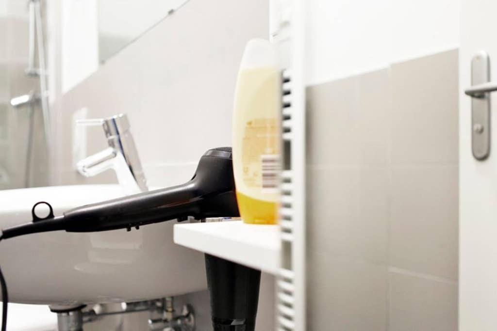 Sc 06 By Rockchair Apartments L Superhost Status L 4 Bedrooms Boxspringbeds 2 Bathrooms Balcony Elevator - Cozy Family & Business Flair Welcomes You! Berlin Zewnętrze zdjęcie